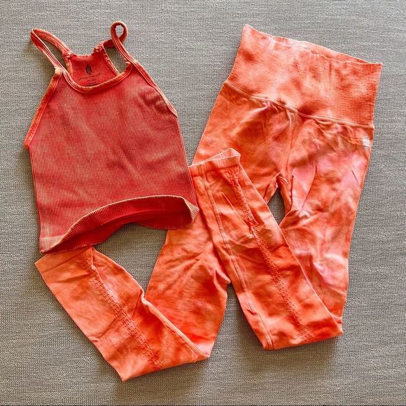 Free People Pants - FREE PEOPLE GOOD KARMA 7/8 HIGH RISE TIE DYE CHERRY BOMB LEGGINGS SET XS/S NWOT